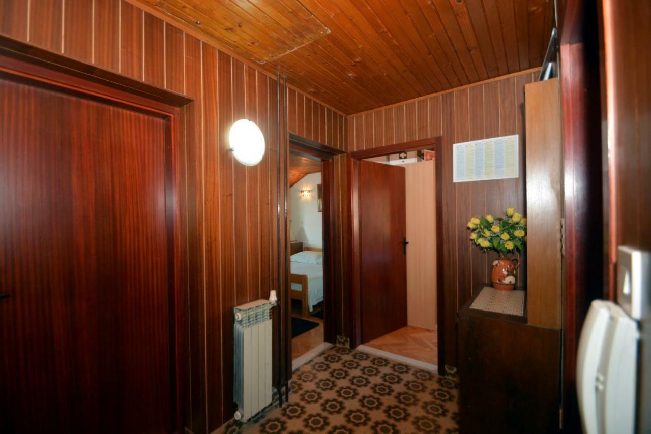Apartment Mimica-Croatia , Omis , Center Exterior foto